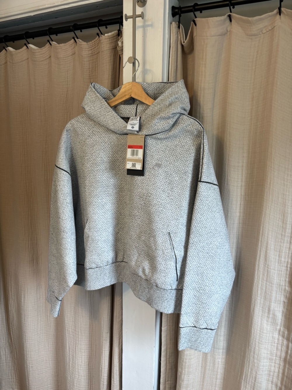 NWT Nike Tech Pack Thermal Sweatshirt- Large - Picture 2 of 11